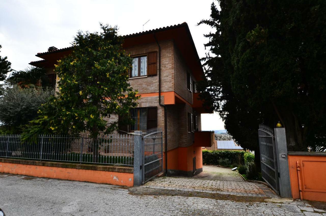 La Violetta Villa Camerano Eksteriør bilde